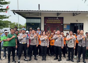 Sambut Hari Bhayangkara ke-80, Polsek Bandara Hang Nadim Gelar Bakti Sosial untuk Warga