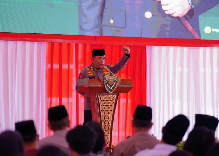 Tutup Diklatsarnas Brigade Persis di Cikeas, Kapolri Serukan Penguatan Sinergi demi Indonesia Emas 2045