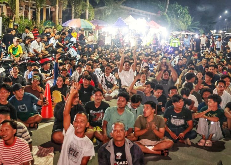 Lautan Warga Tanjungpinang Nobar Final Piala Dunia 2026 Bersama Gubernur Ansar Ahmad