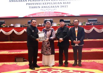 Penyusunan APBD 2027, Gubernur Ansar Ahmad Sampaikan Rancangan KUA-PPAS di Rapat Paripurna DPRD Kepri