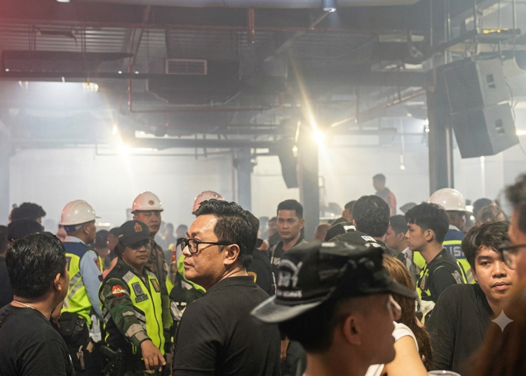 Tim Gabungan TNI-Polri-BNN Razia Sejumlah THM di Batam