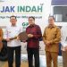 BI Kepri Hibahkan Mobil Tanjak Indah ke Pemprov, Dukung Operasi Pasar Murah