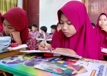 84 Siswa SDN 1 Tedunan Jepara Belajar di Rumah Warga, Rindu Suasana Kelas