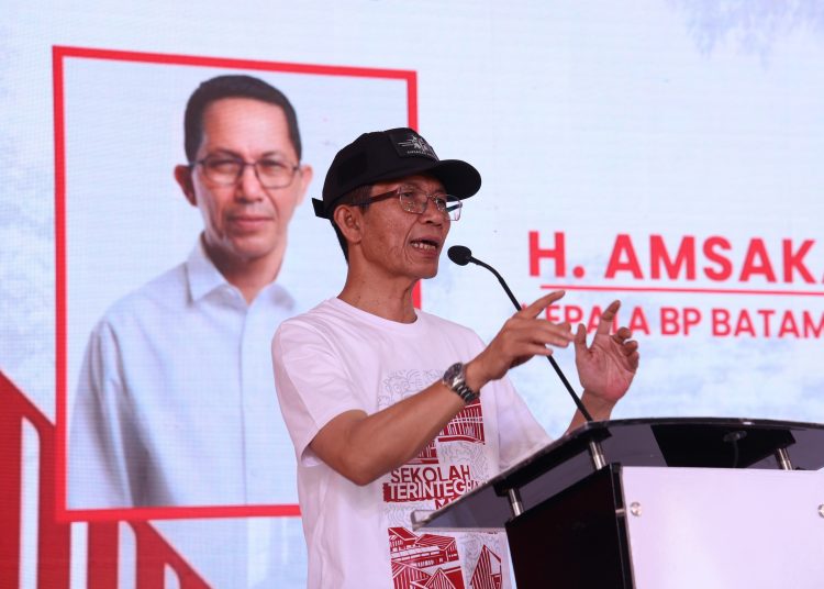 Amsakar dan Li Claudia Hadiri Rempang Ceria di Sekolah Terintegrasi Merah Putih