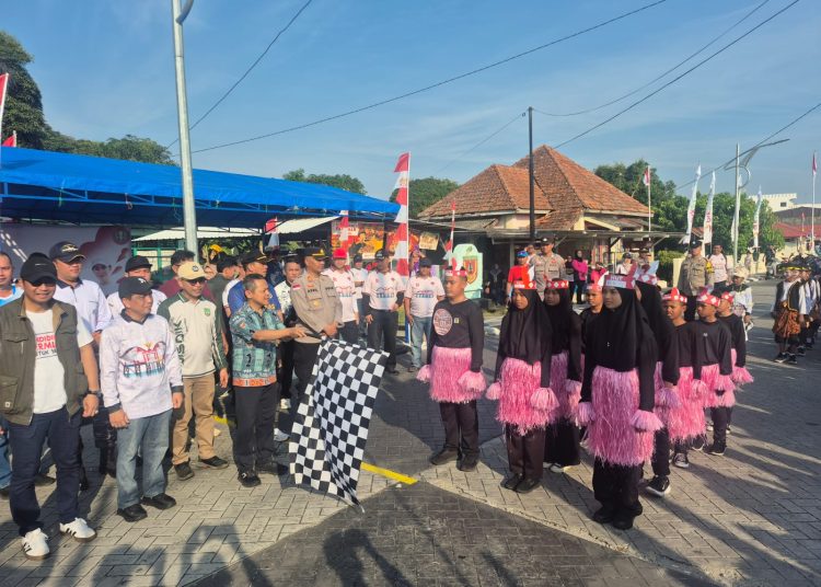 Polsek Belakang Padang Amankan Lomba Gerak Jalan HUT ke-81 RI, Dibuka Wamen Dikdasmen