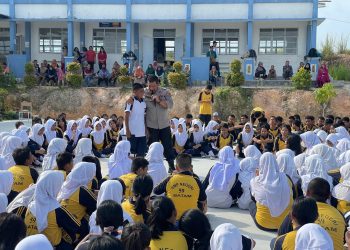 Cegah Kenakalan Remaja, Satbinmas Polresta Barelang Edukasi Ratusan Siswa SMPN 59 Batam