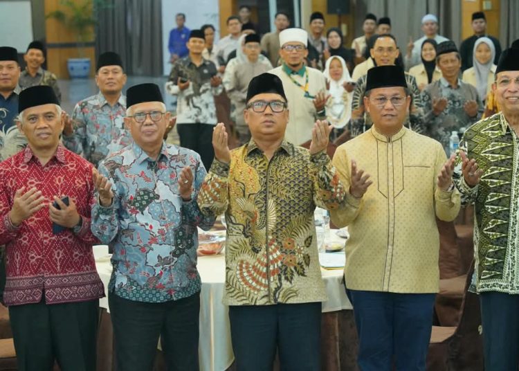 Buka TC MTQ Nasional Ke-31, Wagub Kepri Nyanyang Haris Targetkan Kafilah Raih Posisi Lima Besar