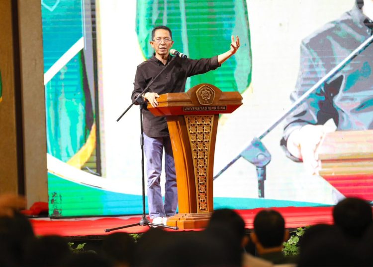 Buka Kuliah Umum UIS Batam, Wali Kota Amsakar Achmad Dorong 1.600 Mahasiswa Baru Kuasai AI dan Ekonomi Digital