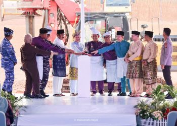 Dampingi Mendagri Tito Karnavian, Gubernur Ansar Resmikan Pembangunan Monumen dan Museum Tugu Bahasa di Penyengat