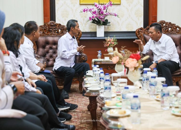 Terima Audiensi Kepala BKKBN Kepri Baru Victor Palimbong, Gubernur Ansar Dorong Percepatan Penurunan Stunting