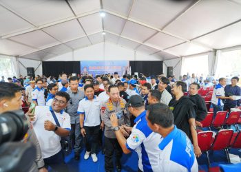 Hadiri Konsolidasi Akbar FSPMI di Bekasi, Kapolri Listyo Sigit Tegaskan Jaminan Keamanan Investasi dan Berantas Pungli