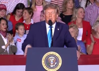 Ucapan Trump soal Iran dan dua kota California memicu kecaman luas