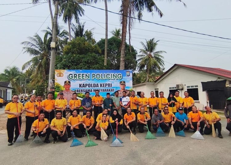 Dukung 100 Hari Kapolri, Polda Kepri dan Polresta Barelang Gelar Green Policing di Nongsa