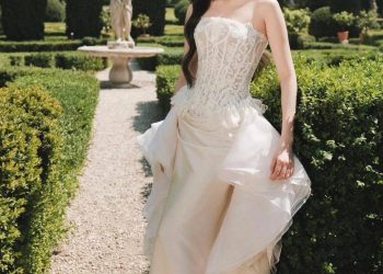 Gege Elisa Unggah Foto Prewedding di Italia, Tampil Anggun dengan Calon Suami