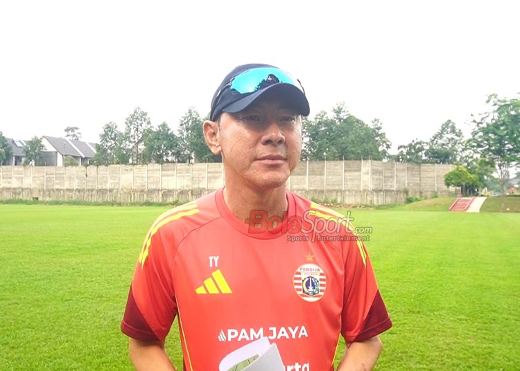 Shin Tae-yong Perkirakan Marselino Ferdinan Baru Bisa Latihan Persija Akhir 2026