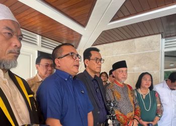 Denny Indrayana Akan Adukan KPU ke DKPP Terkait Dugaan Pasal Tersembunyi di PKPU 19/2023
