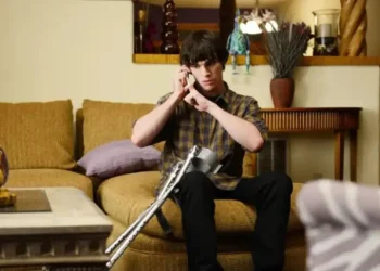 RJ Mitte, Bintang ‘Breaking Bad’, Meninggal di Texas pada Usia 34 Tahun