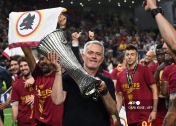 AS Roma Hormati Mourinho saat Real Madrid Balikkan Keadaan di Olimpico