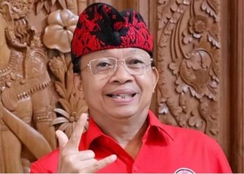 Profil Wayan Koster: dari akademisi, tiga periode di DPR, hingga kembali memimpin Bali