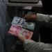 Rupiah Terkapar di Atas Rp 18.000, Pasar Cemas Menanti Sikap MSCI