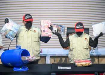 KPK Tahan Tiga Tersangka dan Sita Rp1,2 Miliar dalam OTT di Pemkab Klaten