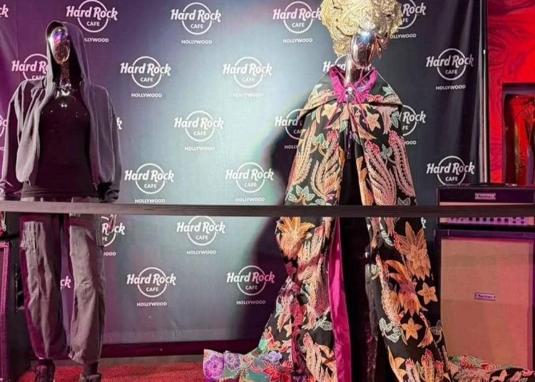 Memorabilia Agnez Mo Dipamerkan Permanen di Hard Rock Hollywood