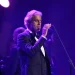 Andrea Bocelli, Dari Kehilangan Penglihatan hingga Polemik Konser di Indonesia