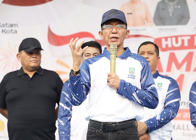 Hadiri Premier Day di Botania 2, Wako Amsakar Achmad Ajak Warga Hentikan Isu Kontraproduktif