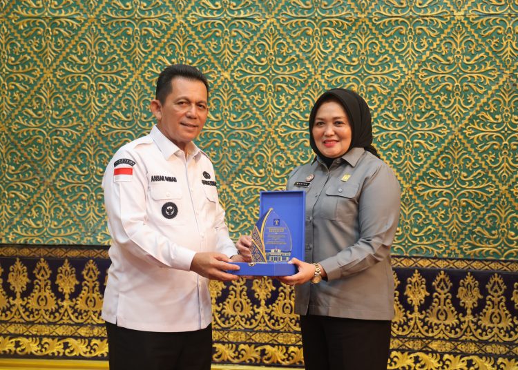 Terima Audiensi Kanwil Kemenkum Kepri, Gubernur Ansar Dorong Penguatan Harmonisasi Produk Hukum Daerah
