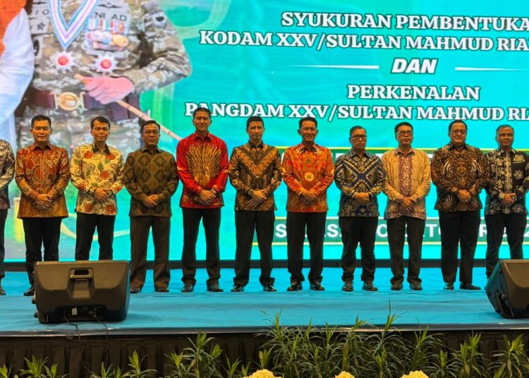 Hadiri Syukuran Kodam XXV, Wagub Nyanyang Sambut Mayjen TNI Rionardo di Perbatasan Kepri