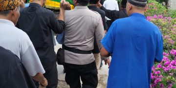 Wujudkan Empati dan Polri Presisi, Bhabinkamtibmas Kibing Sambangi Rumah Duka Warga Tembesi Bengkel