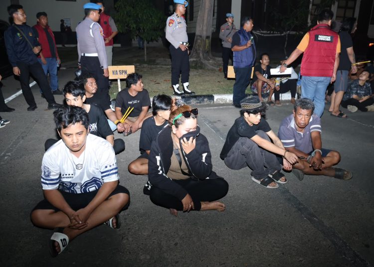 Gerebek Sarang Narkoba Bukit Senyum, Polda Kepri Amankan 33 Orang dan Perangkat CCTV