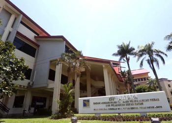 Listrik Batam Pulih, Amsakar Achmad : Pemerintah Kawal Pemulihan Seluruh Layanan Dasar