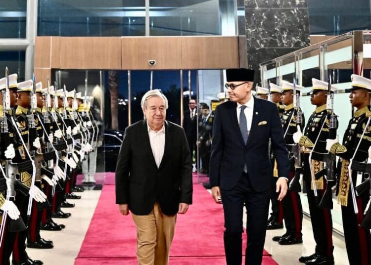Tiba di Soekarno-Hatta, Sekjen PBB António Guterres Dijadwalkan Bertemu Presiden Prabowo